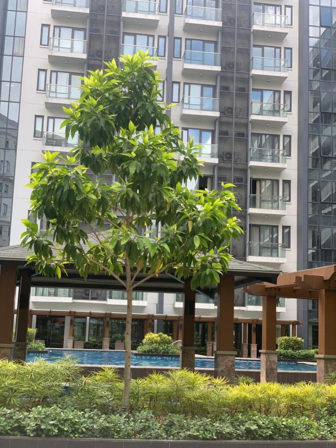 81 Newport Boulevard Cluster 4 - 8F Across Naia Airport, Terminal 3 Pasay Exterior foto